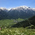 Hotel Schweizerhof Sta Maria