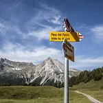 Schweizerhof Sta Maria 3*