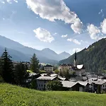 Schweizerhof Sta Maria