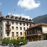 Schweizerhof Sta Maria 3*