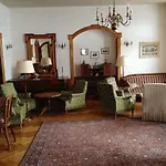 Schweizerhof Sta Maria Hotel 3*