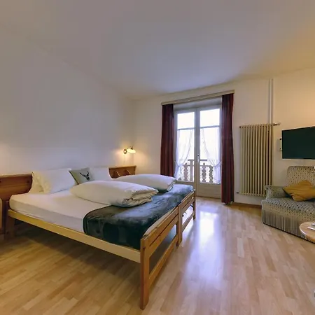 Hotel Schweizerhof Sta Maria 3*
