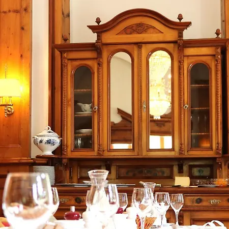 Hotel Schweizerhof Sta Maria 3*