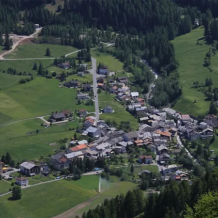 Hotel Schweizerhof Sta Maria 3*