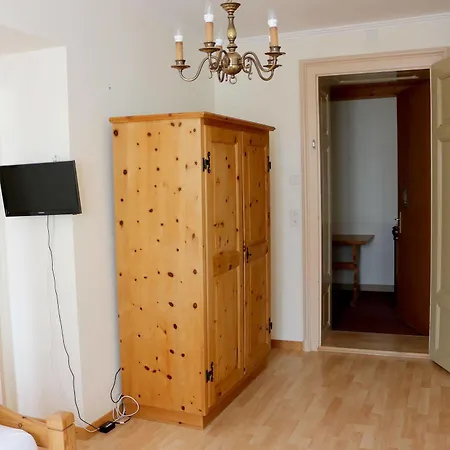 Hotel Schweizerhof Sta Maria