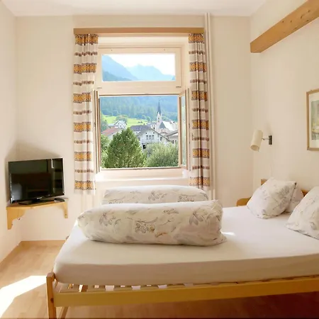 Hotel Schweizerhof Sta Maria 3*