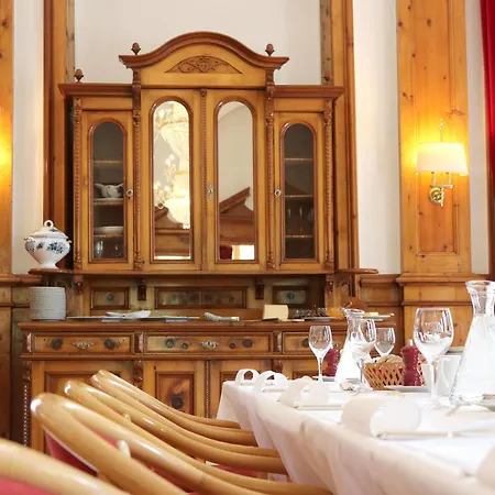 Schweizerhof Sta Maria Hotel