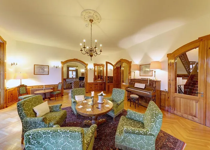 Hotel Schweizerhof Sta Maria