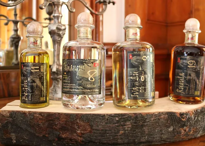 Schweizerhof Sta Maria 3*