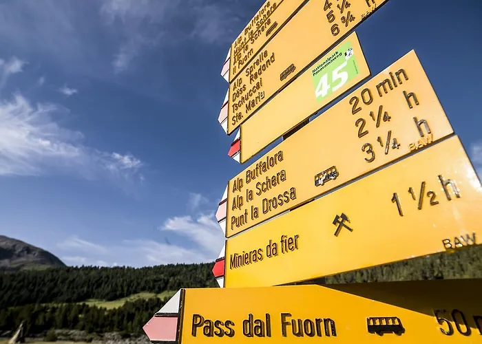 Hotel Schweizerhof Sta Maria Hotel 3*