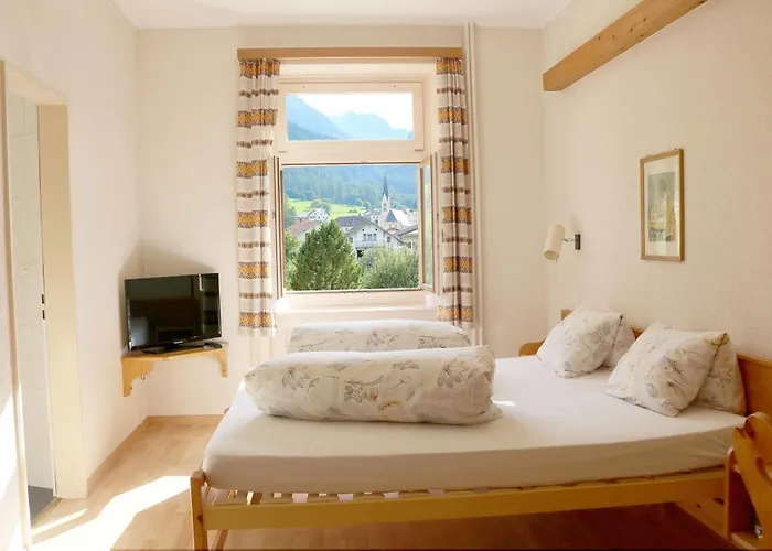 Hotel Schweizerhof Sta Maria 3*