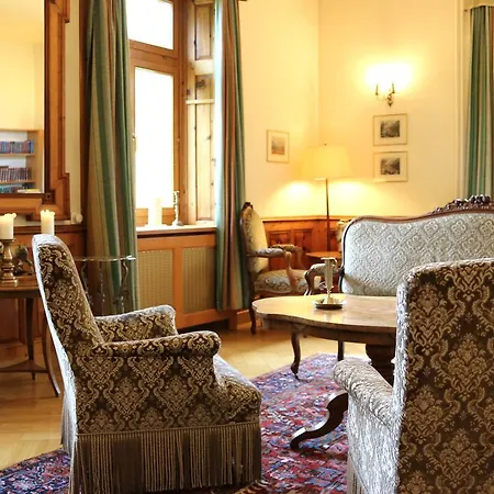 Hotell Schweizerhof Sta Maria 3*