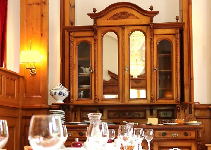 Hotel Schweizerhof Sta Maria 3*